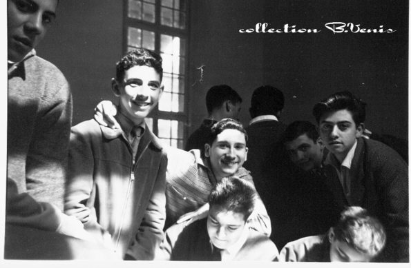 Y'en a deux qui travaillent !