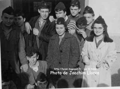 ENSI1A_03 : pratiquement les mêmes sans le prof, à gauche sur la photo on voit le triangle Sourbès (assis), Llorca (moi) 