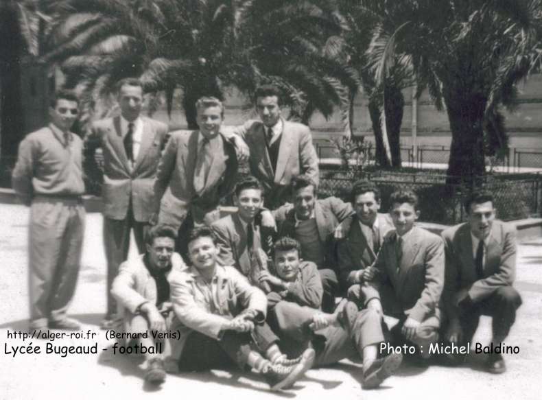 La sélection de l'équipe de football seniors - 1952-1953